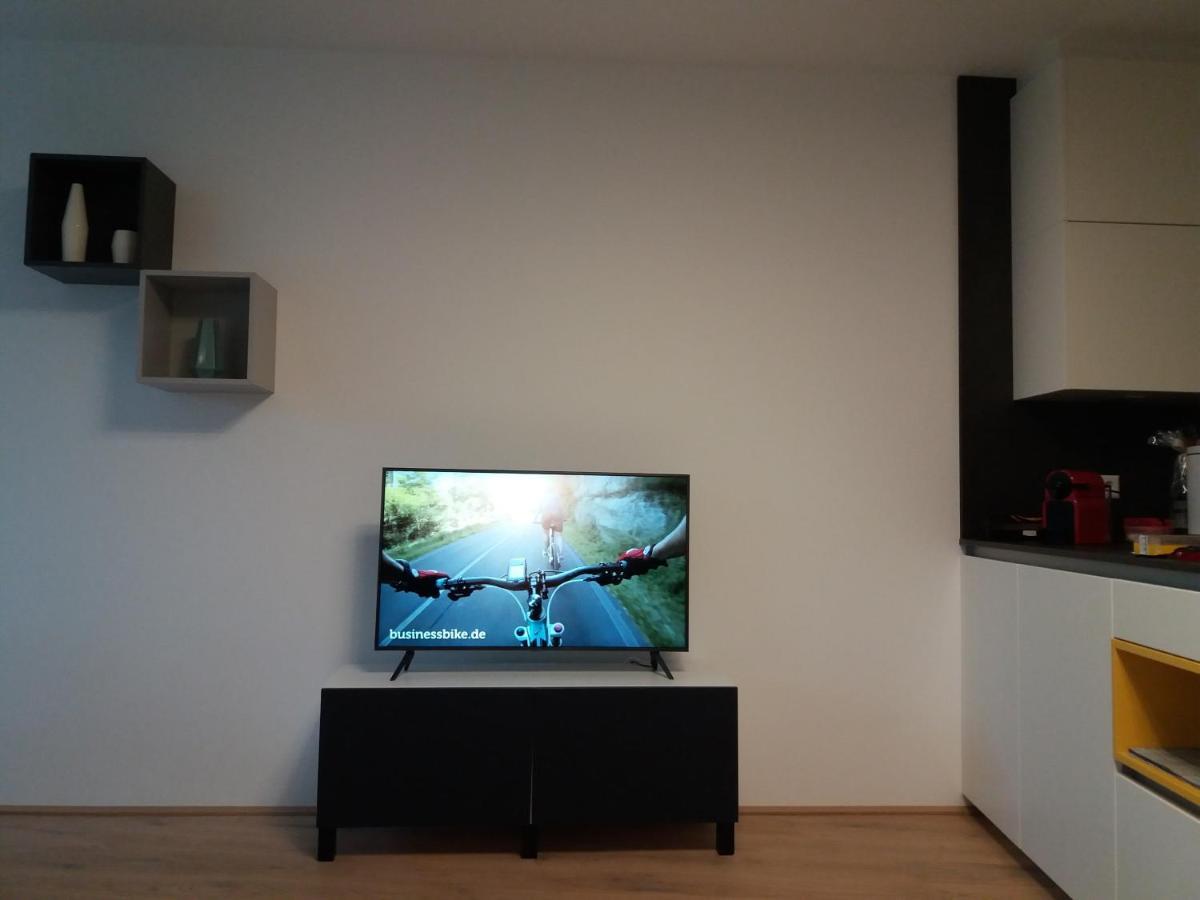Top 5 Alpe Maritima - Traumhafte Ferienwohnung Mit Seeblick Und Bergkulisse Am Ossiacher See Annenheim Exterior foto