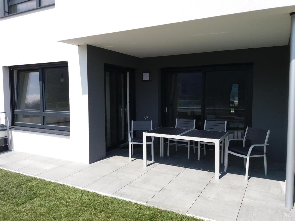 Top 5 Alpe Maritima - Traumhafte Ferienwohnung Mit Seeblick Und Bergkulisse Am Ossiacher See Annenheim Exterior foto